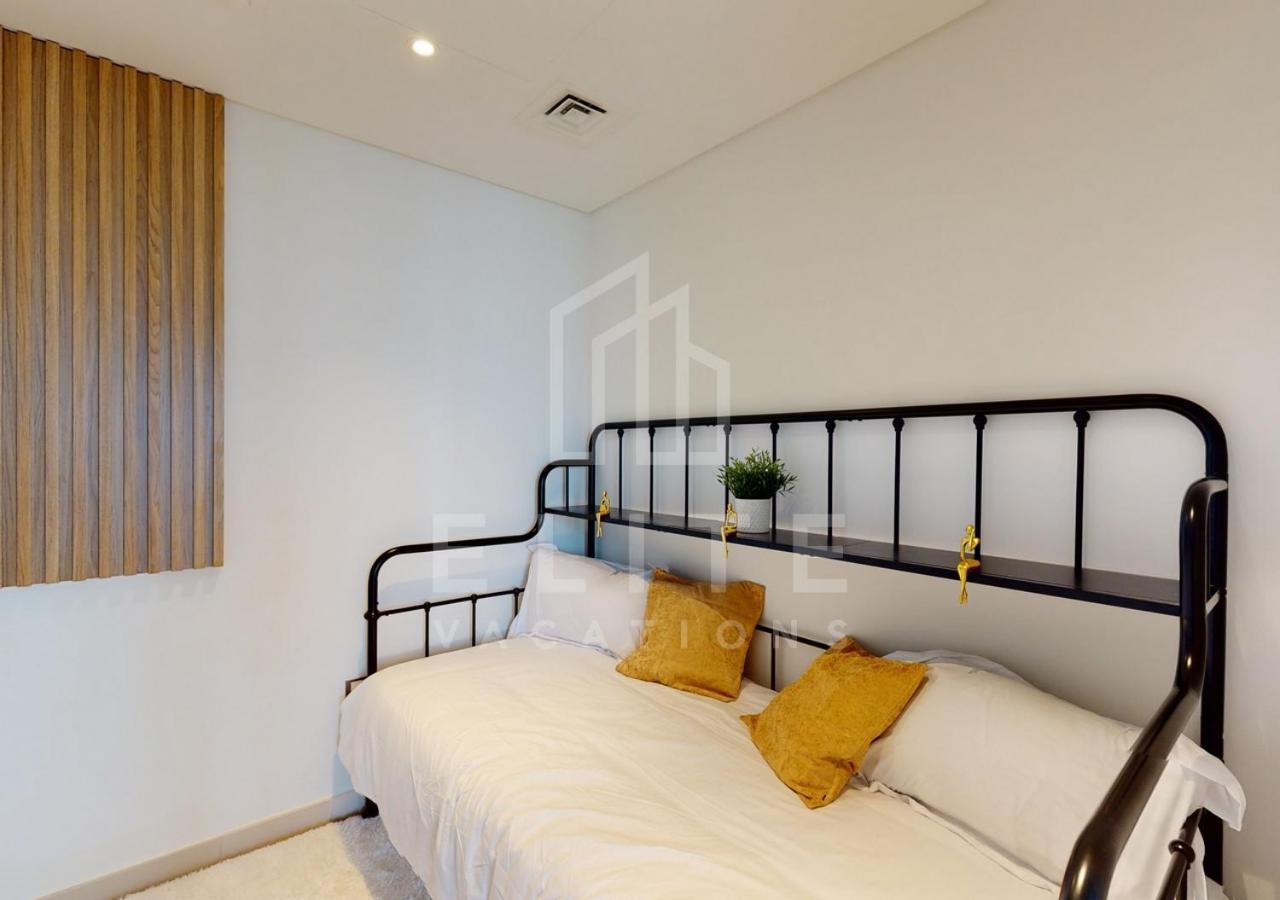 Apartment Upgraded Full Burj And Creek Views Modern 3 Bed With Maids Dubai